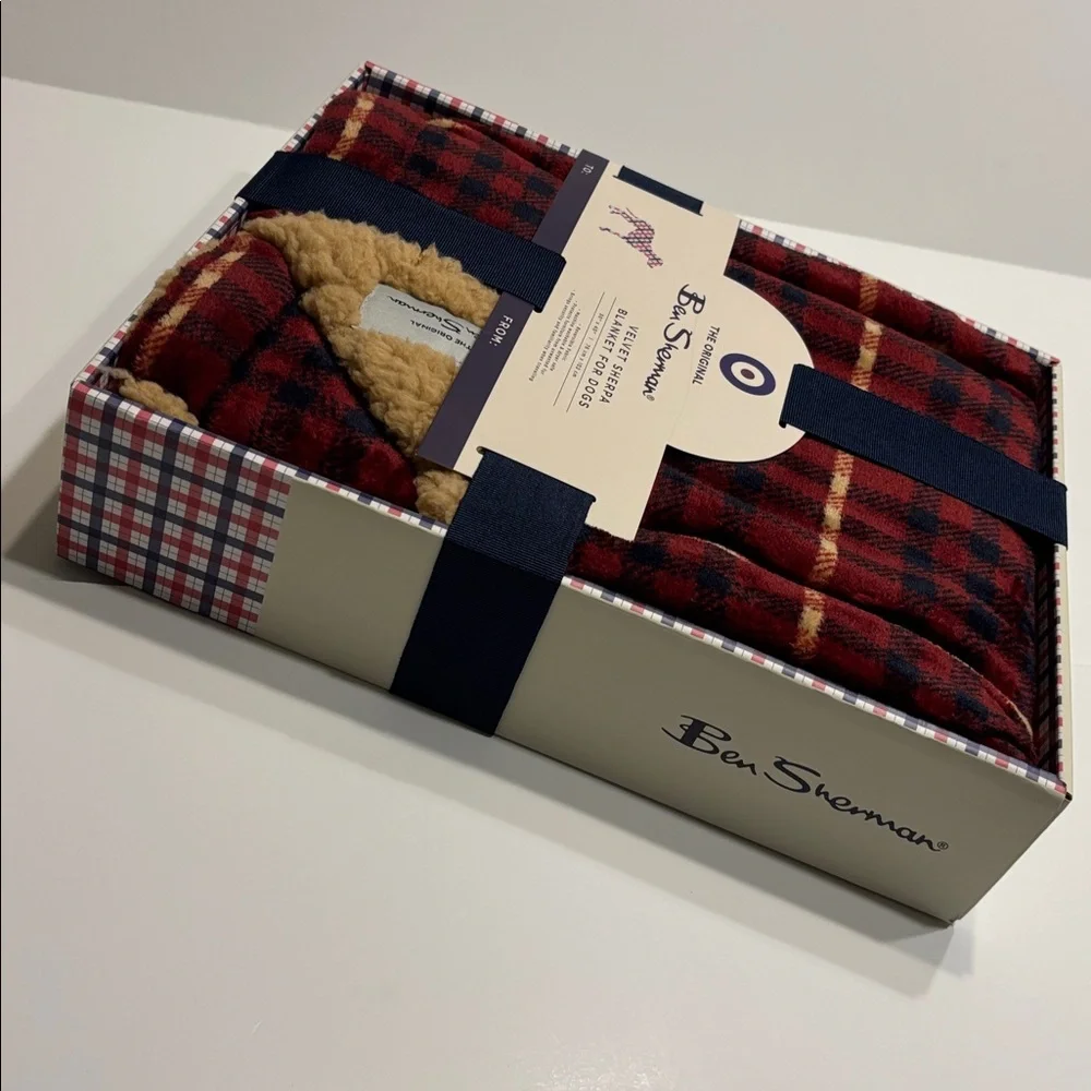 Ben Sherman Velvet Sherpa Banket for Dogs